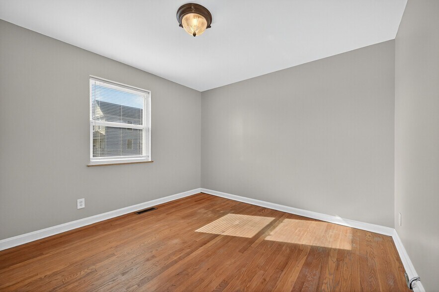 More Photos Of 5709 Cheviot Rd, White Oak Office For Sale