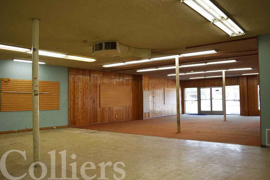 More Photos Of 1015 S Vista Ave, Boise Storefront For Sale