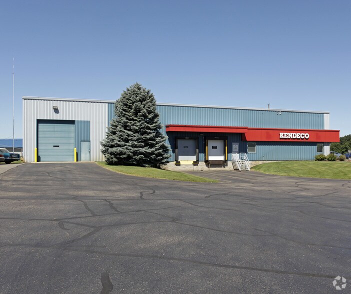 More Photos Of 1202 Sunridge Dr, Saint Cloud Warehouse For Sale