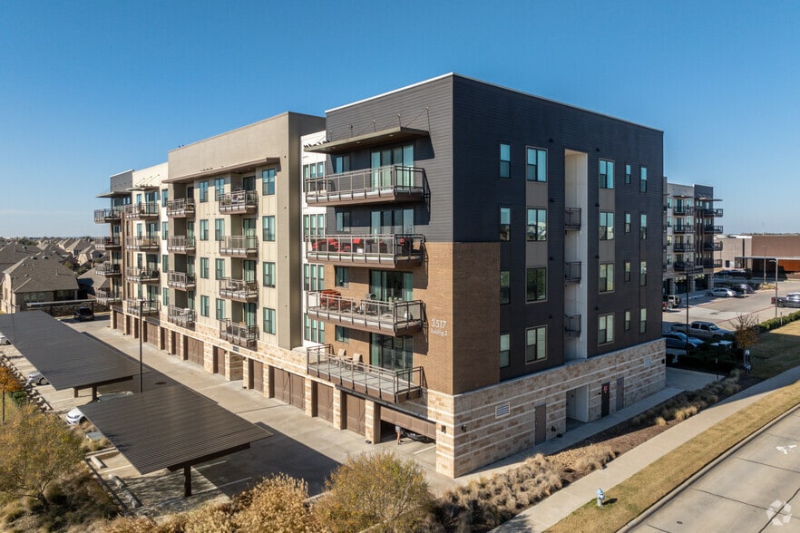 More Photos Of 3517 Windhaven Pky, The Colony Apartments For Sale