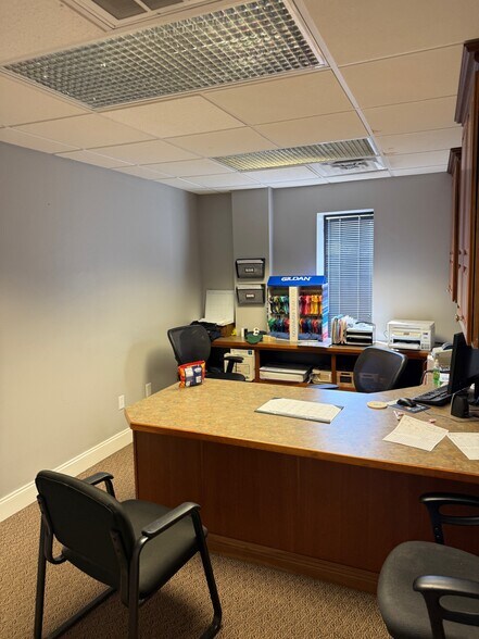 More Photos Of 125 Quantum St, Holly Springs Warehouse For Sale