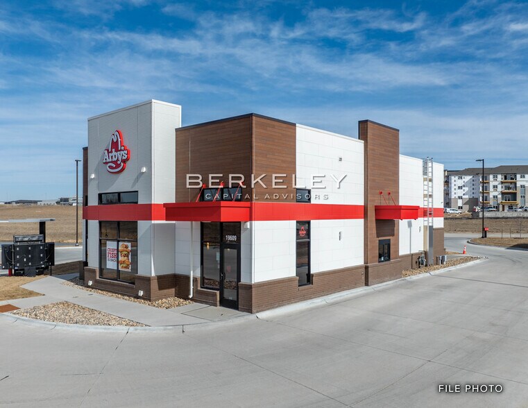 More Photos Of 2107 US Highway 411 S, Maryville General Retail For Sale