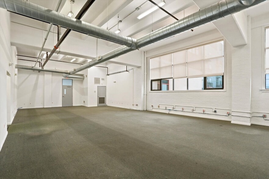 More Photos Of 5534-5546 Pulaski Ave, Philadelphia Office For Lease