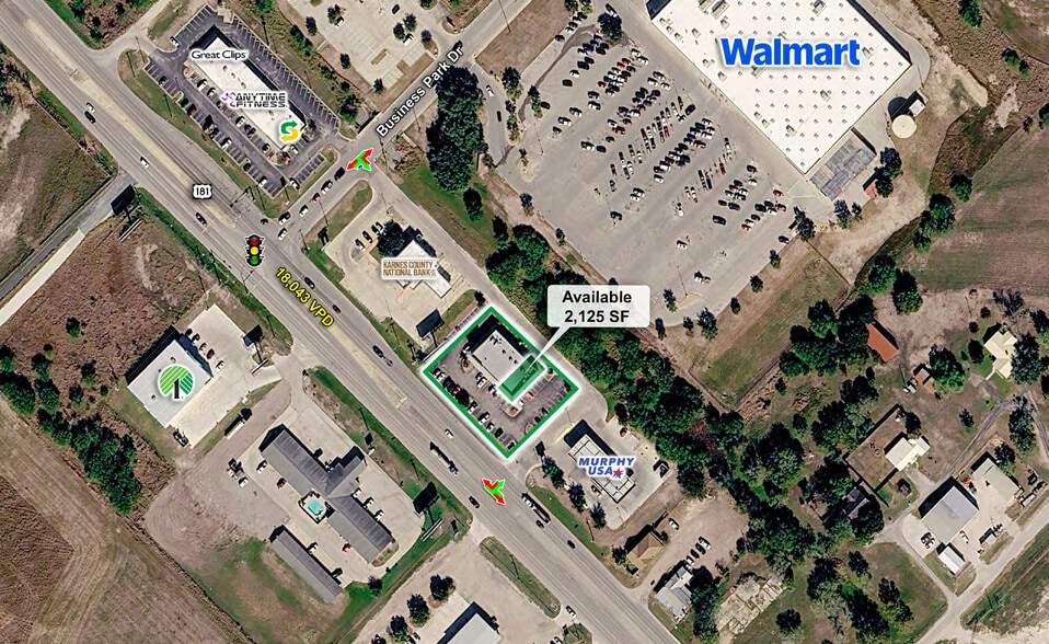 More Photos Of 119 Business Park Dr, Kenedy Freestanding For Lease