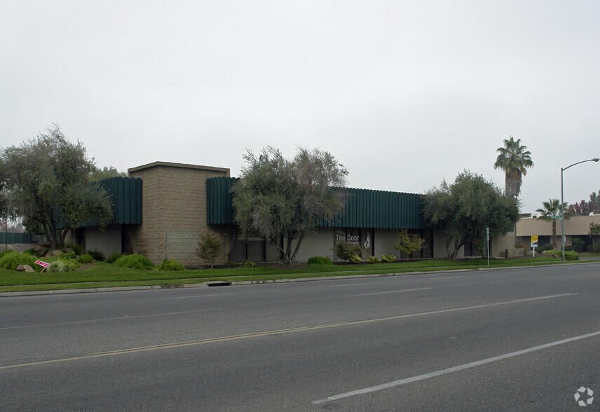 More Photos Of 4545 N West Ave, Fresno Office For Lease