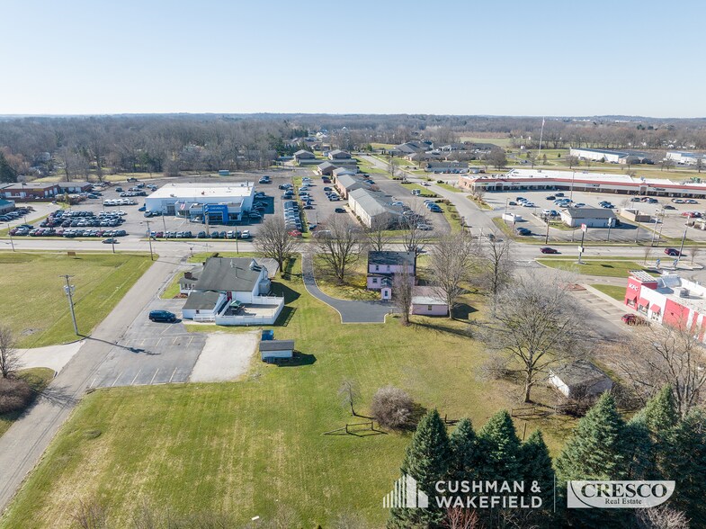 More Photos Of 733 & 805 W Maple St, Hartville Land For Lease