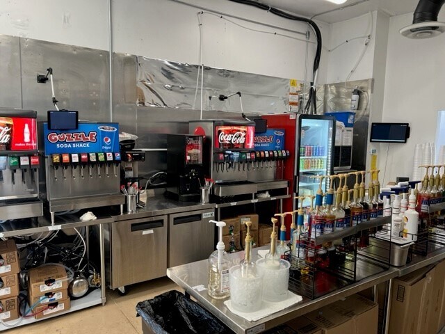 More Photos Of 2056 N Hill Field Rd, Layton Restaurant For Lease