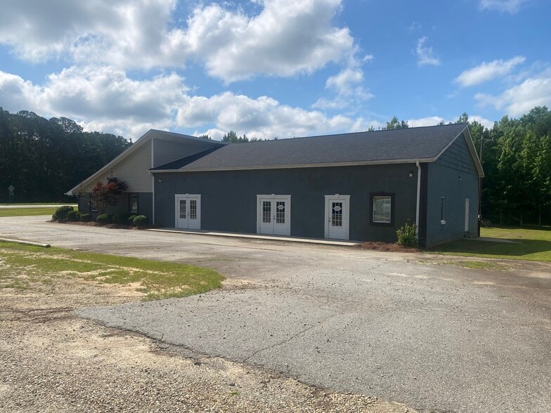 More Photos Of 272 Highway 41 N, Barnesville Office For Sale