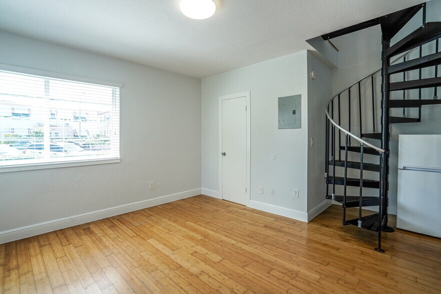 More Photos Of 7315-7325 Carlyle Ave, Miami Beach Apartments For Sale