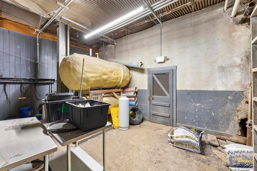 More Photos Of 244 Anaconda Rd, Butte Warehouse For Sale