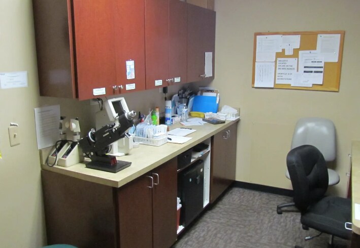 More Photos Of 13080 Eureka Rd, Southgate Office For Sale