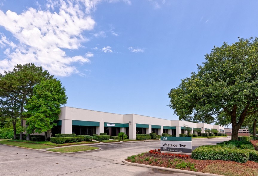 More Photos Of 125 W James Dr, Saint Rose Industrial For Sale