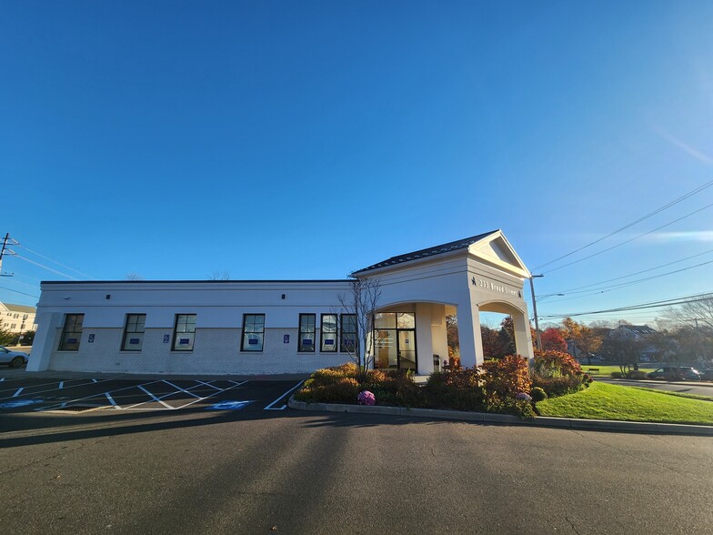 More Photos Of 233 Broad St, Milford Office For Lease