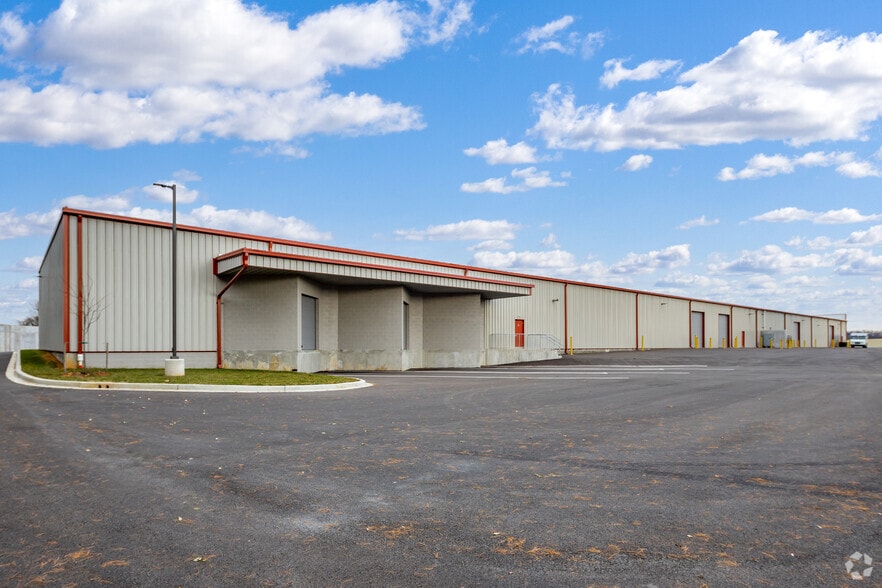 More Photos Of 331 Aviation Way, Frederick Light Manufacturing For Lease