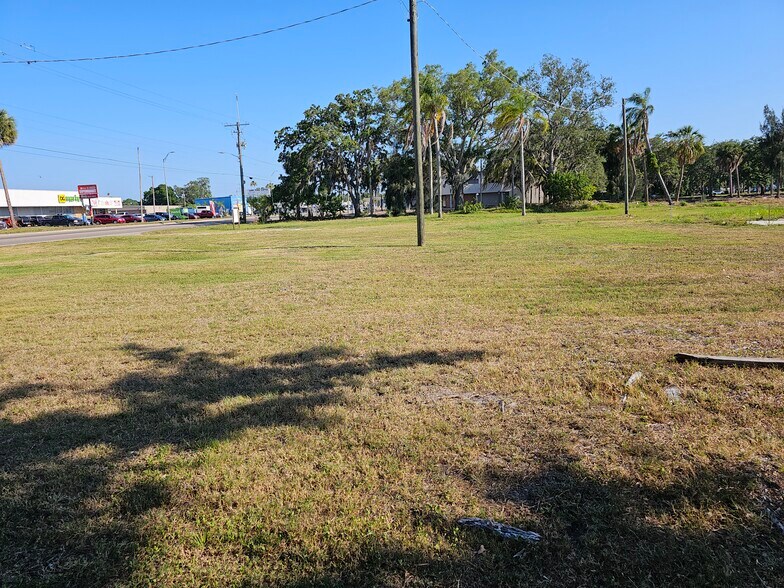 More Photos Of 610 N US Highway 41, Ruskin Land For Sale