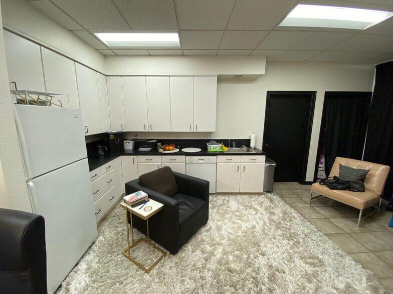 More Photos Of 14475 SW Allen Blvd, Beaverton Office For Lease