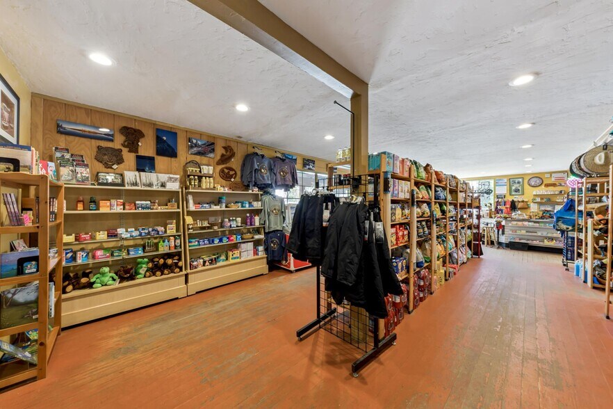 More Photos Of 17481 Highway 50, Twin Bridges General Retail For Sale