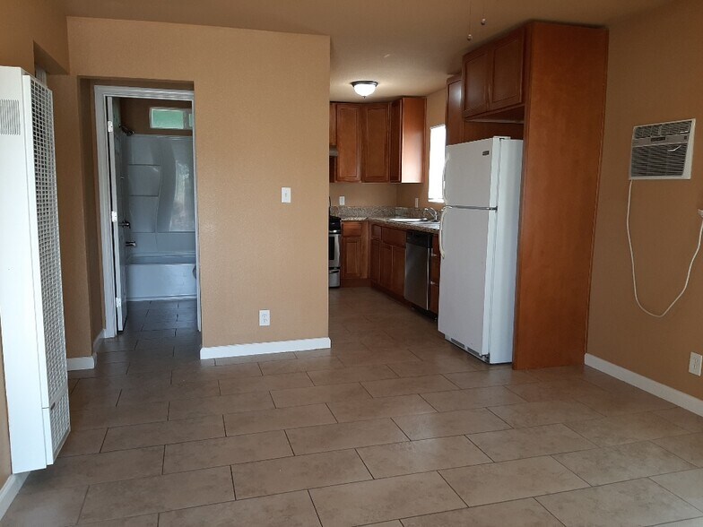 More Photos Of 11350 N State Route 99 E Frontage Rd, Lodi Apartments For Sale