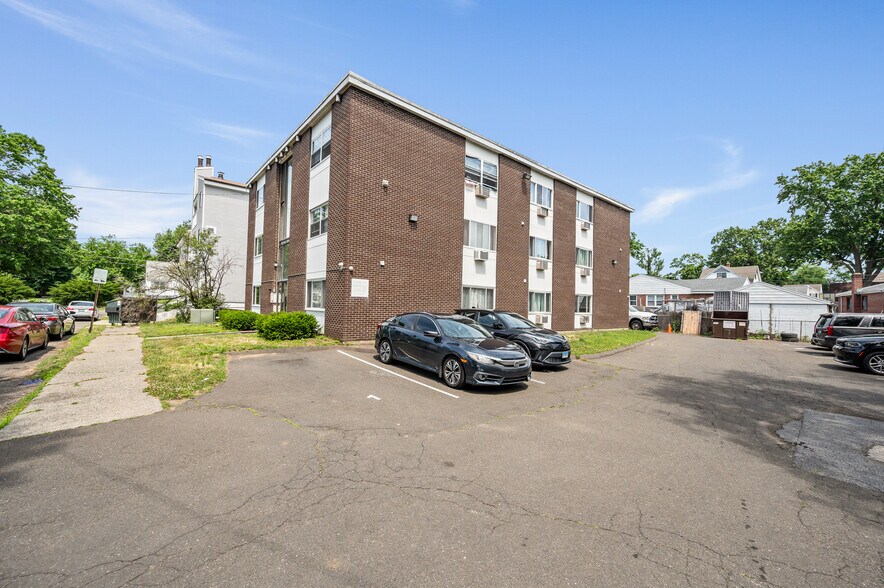 Primary Photo Of 25 St Stephen St, Bridgeport, Ct, Bridgeport Apartments For Sale