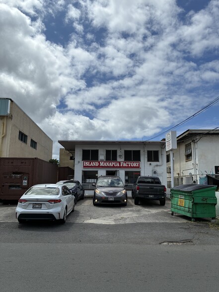 Primary Photo Of 811 Gulick Ave, Honolulu Freestanding For Sale