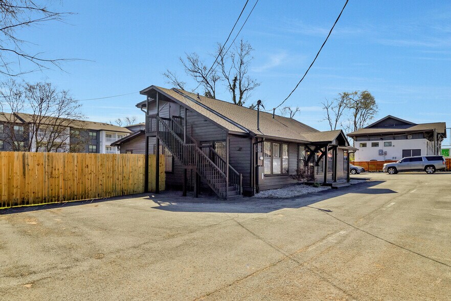 More Photos Of 131 Donelson Pike, Nashville Loft Creative Space For Sale