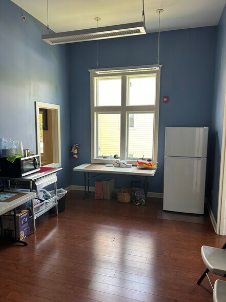 More Photos Of 1920 Old York Rd, Abington Office For Sale
