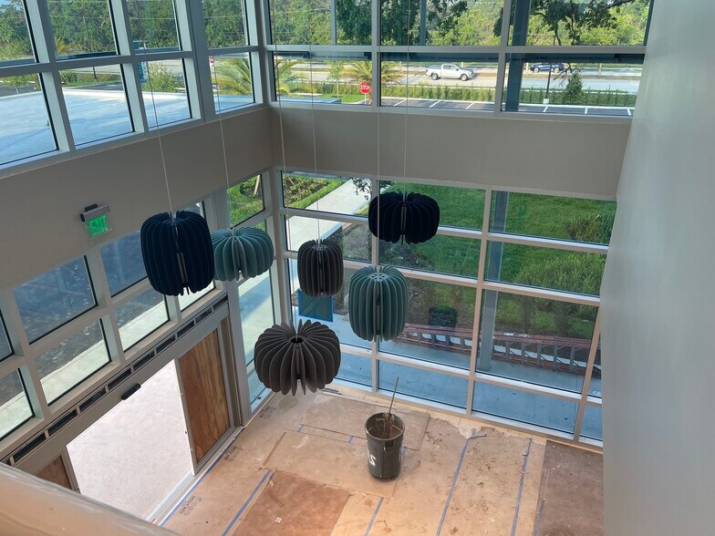 More Photos Of Pinebrook Road & Curry Lane - Building 1, Venice Unknown For Lease