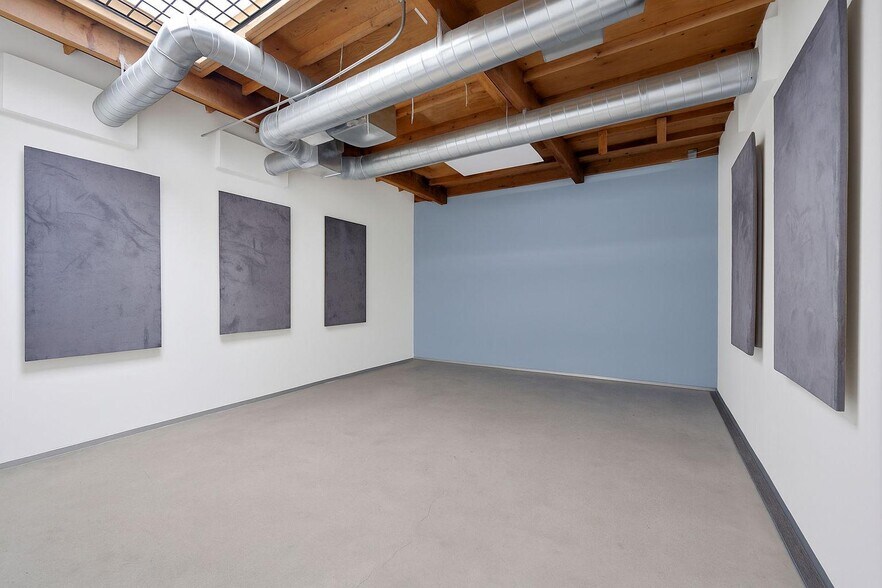 More Photos Of 5908 Barton Ave, Los Angeles Loft Creative Space For Sale