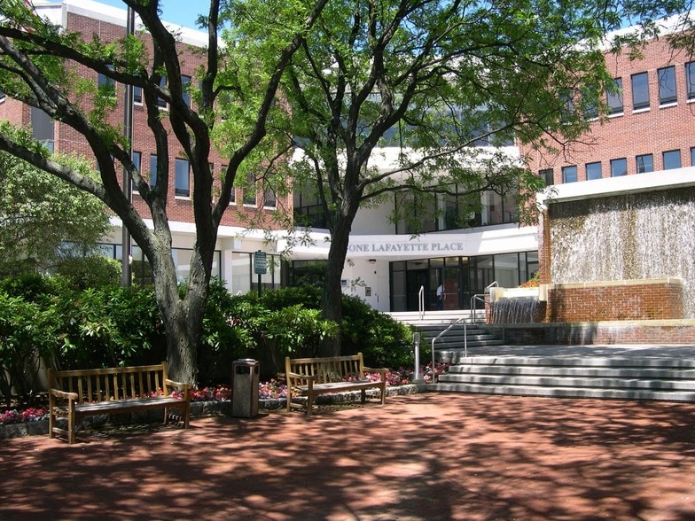 More Photos Of 1 Lafayette Pl, Greenwich Office For Lease