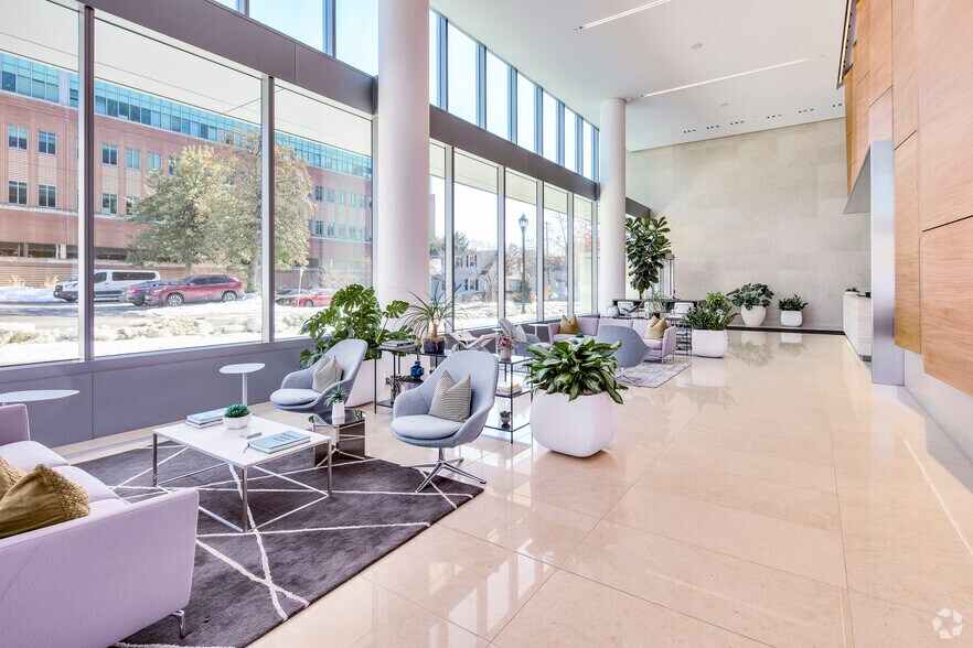More Photos Of 4500 East West Hwy, Bethesda Office For Lease