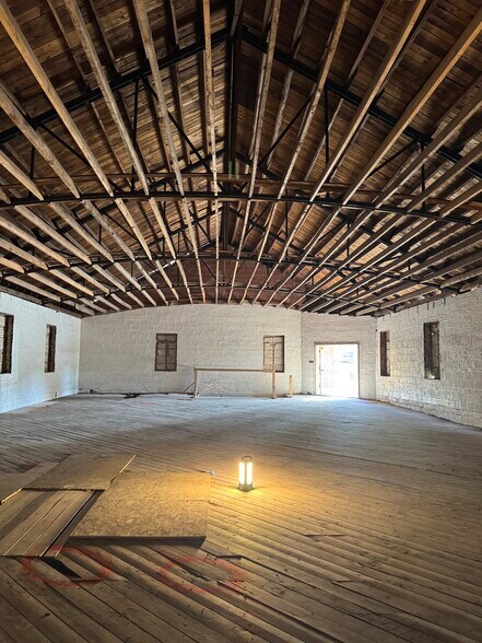 More Photos Of 1917 Central Ave, Charlotte General Retail For Lease