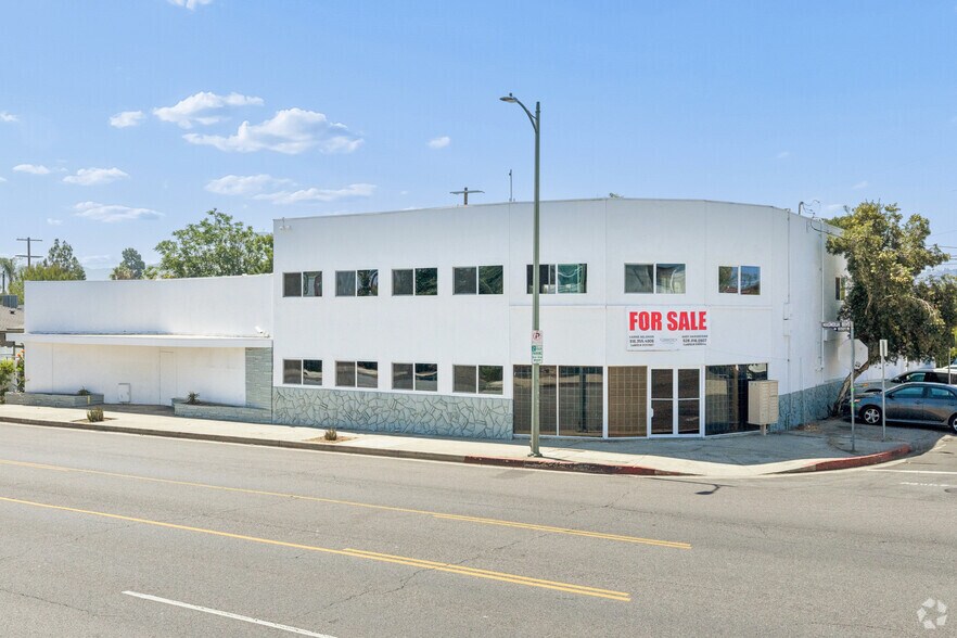 More Photos Of 10520 Magnolia Blvd, North Hollywood Office For Sale