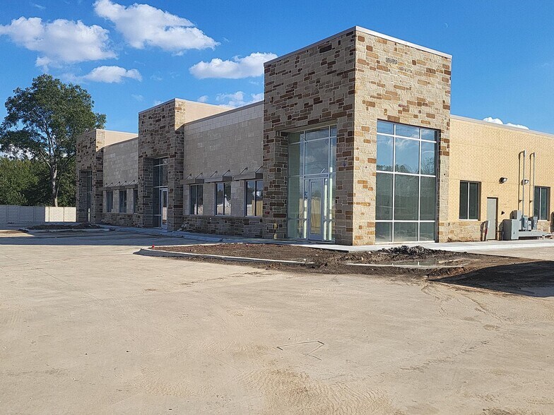 More Photos Of 803 W Southlake Blvd, Southlake Office For Lease