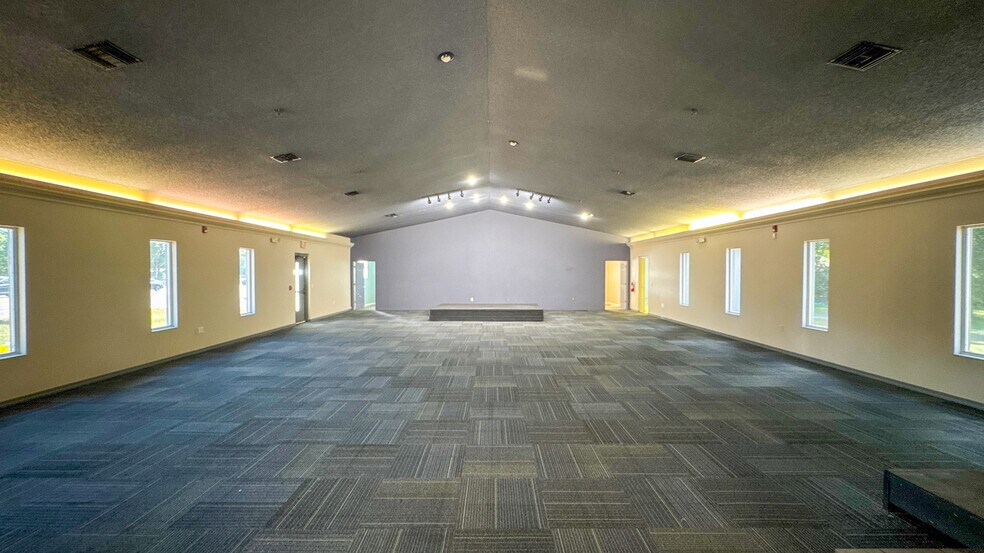 More Photos Of 4040 E County Road 540A, Lakeland Religious Facility For Sale