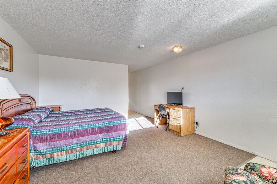 More Photos Of 1728 Pulliam St, San Angelo Apartments For Sale