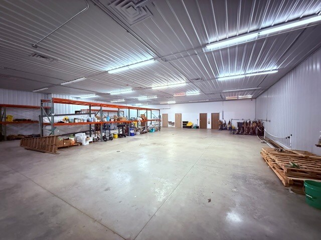 More Photos Of 3500 Constitution Dr, Springfield Warehouse For Sale