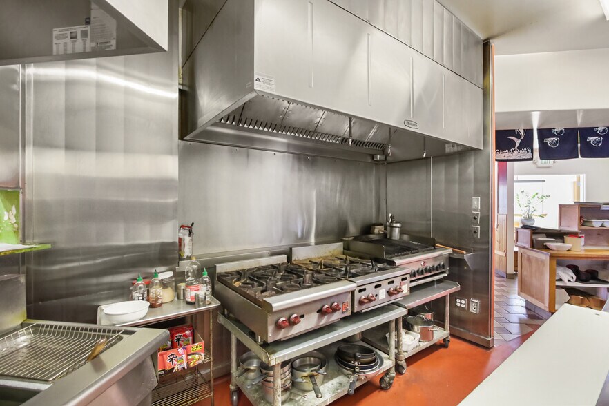 More Photos Of 1560 Butte House Rd, Yuba City Restaurant For Sale