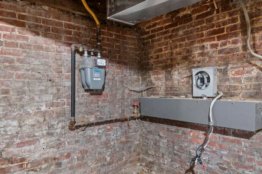 More Photos Of 1602 Cypress St, Baltimore Apartments For Sale