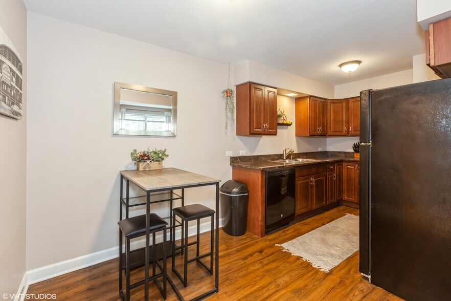 More Photos Of 1621 Ogden Ave, Lisle Office Residential For Sale