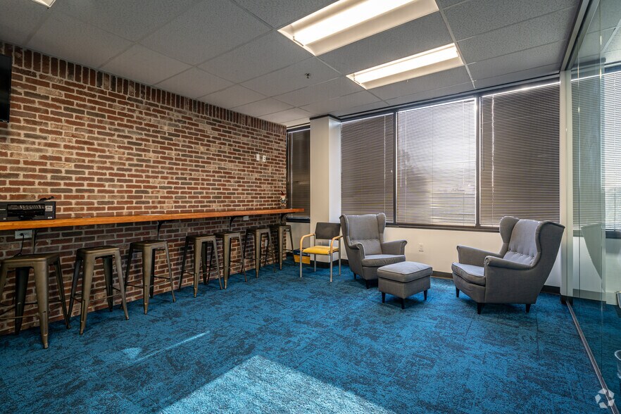 More Photos Of 6605 Cypresswood Dr, Spring Office For Lease