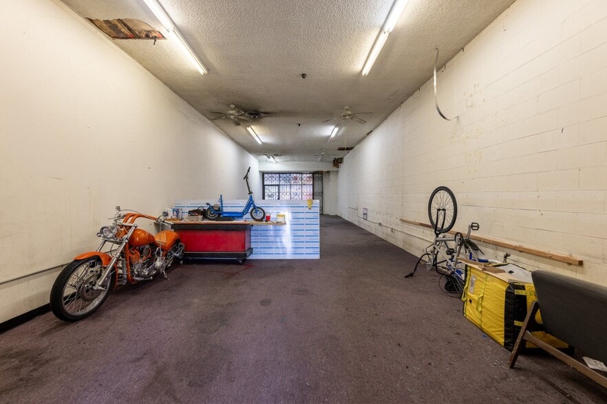 More Photos Of 19739-19749 Sherman Way, Canoga Park Storefront For Sale