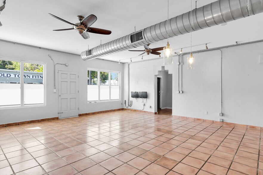 More Photos Of 1011 Truman Ave, Key West Apartments For Lease