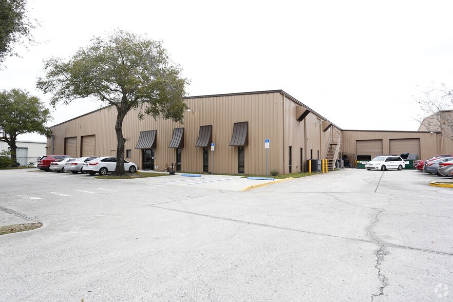 More Photos Of 12475 N 44th St, Clearwater Manufacturing For Lease