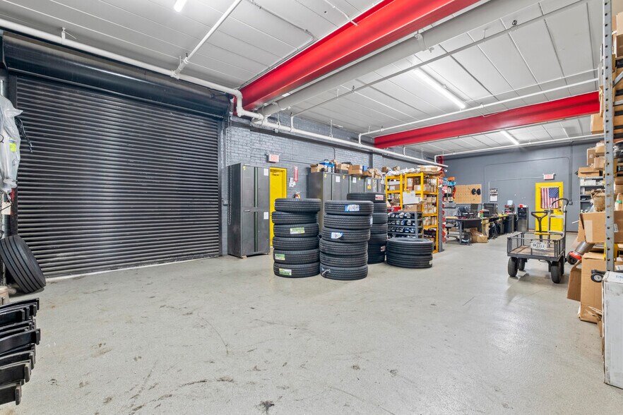 More Photos Of 1529 N 31st Ave, Melrose Park Truck Terminal For Lease