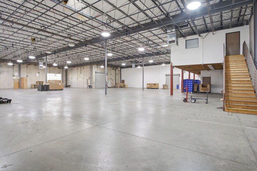More Photos Of 5256 Pirrone Ct, Salida Warehouse For Lease