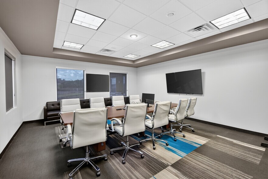 More Photos Of 10601 Pecan Park Blvd, Austin Office For Sale