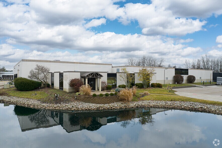 More Photos Of 100 Commerce Blvd, Loveland Warehouse For Lease