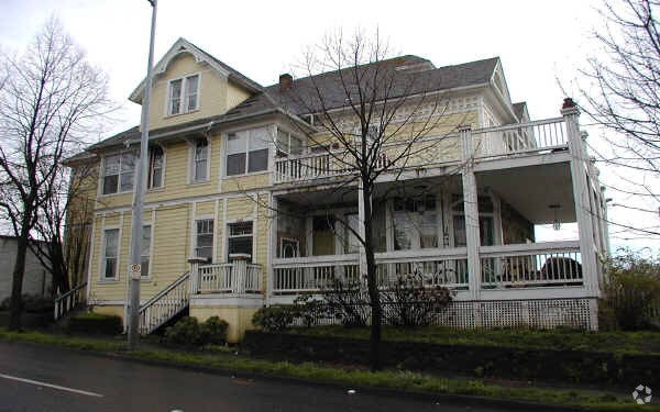 More Photos Of 2644 SE Powell Blvd, Portland Apartments For Sale