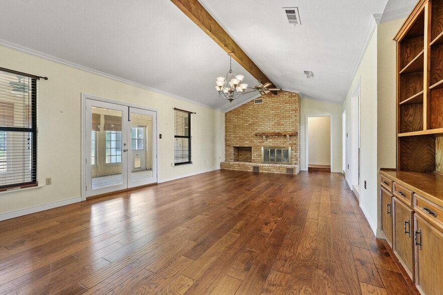 More Photos Of 12869 FM 1385, Pilot Point Light Distribution For Lease
