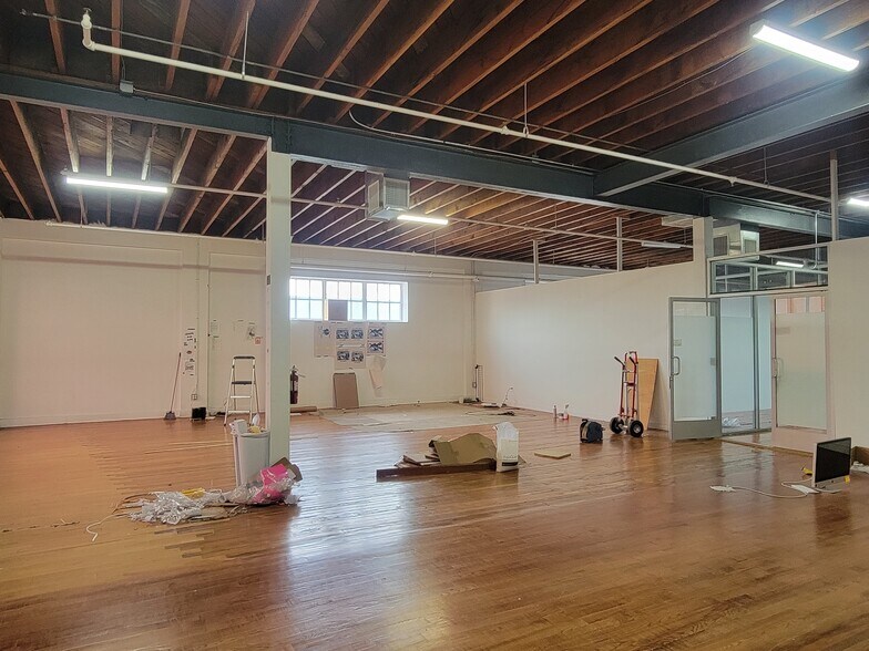 More Photos Of 1800 Essex St, Los Angeles Office Residential For Lease